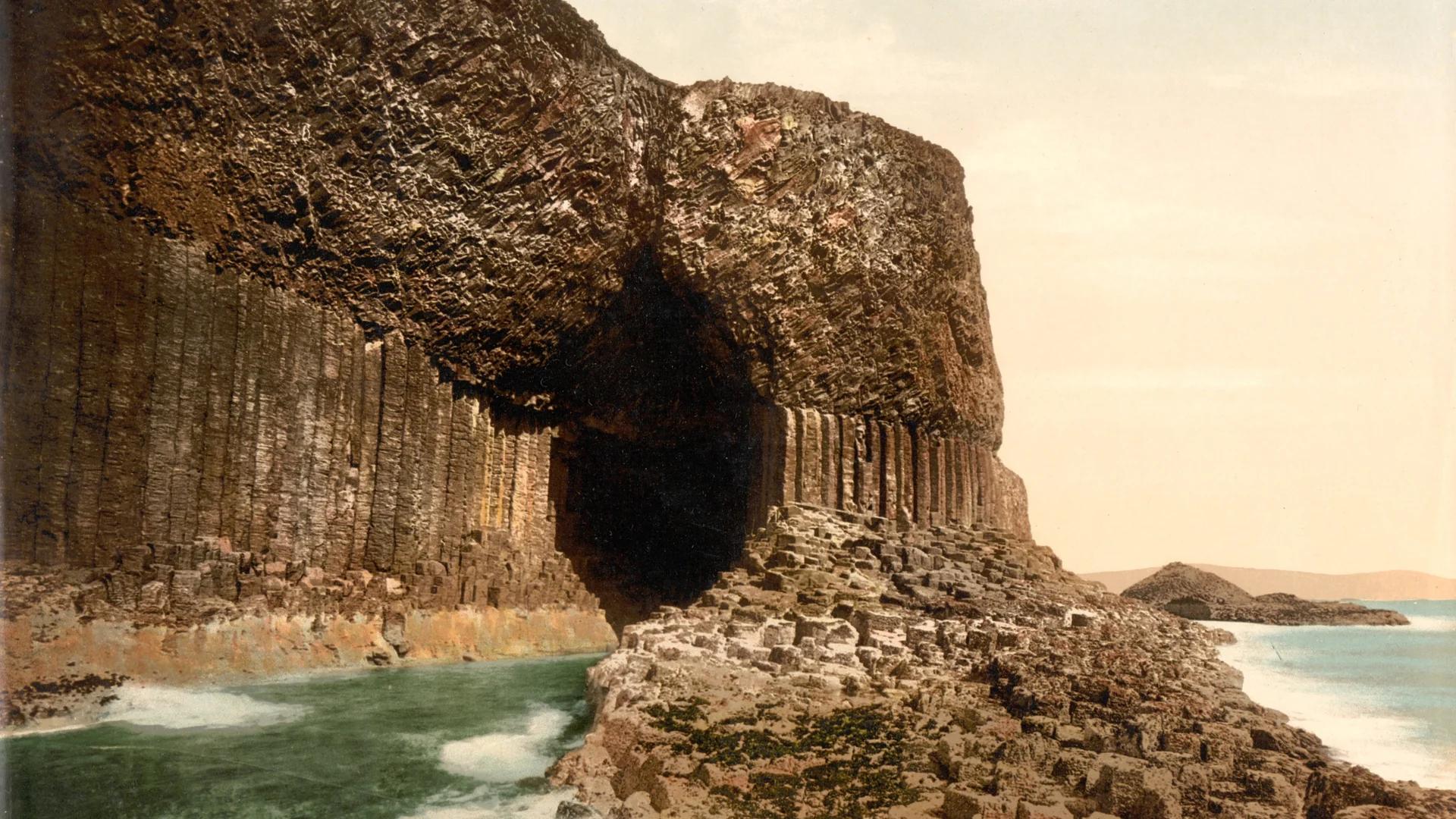 Fingal's Cave landscape