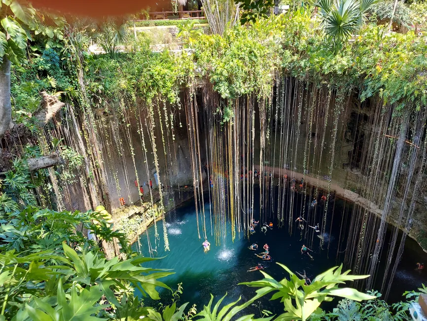 Ik Kil Cenote