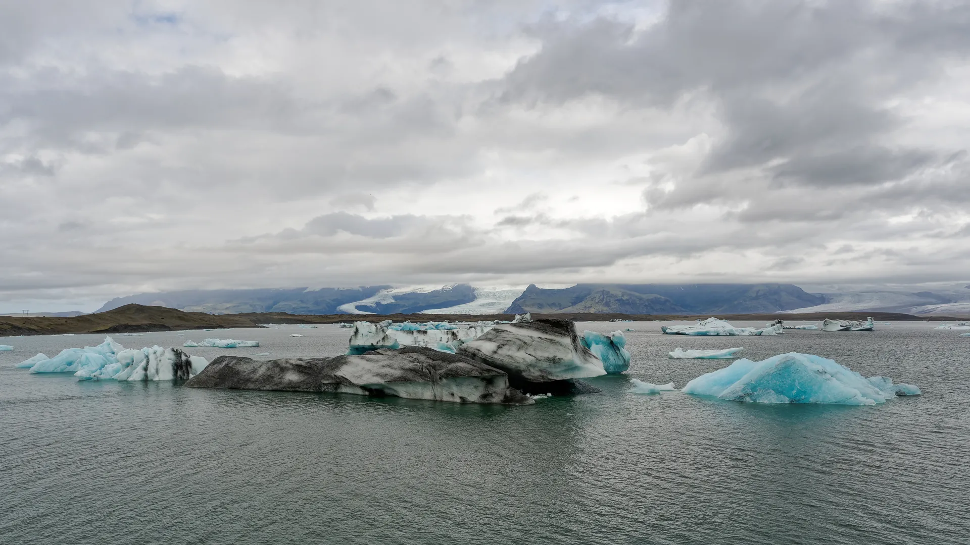 Jökulsárlón Glacier Lagoon landscape