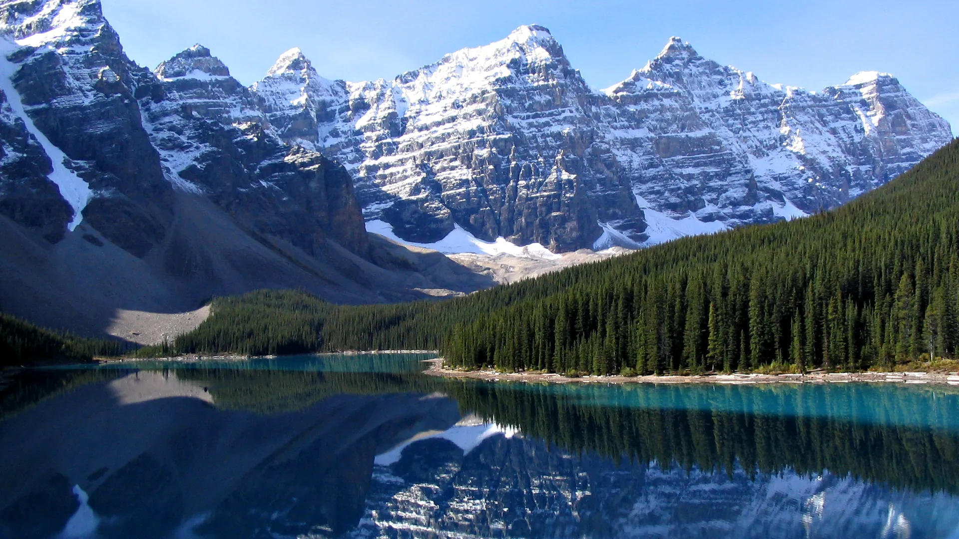 Moraine Lake landscape
