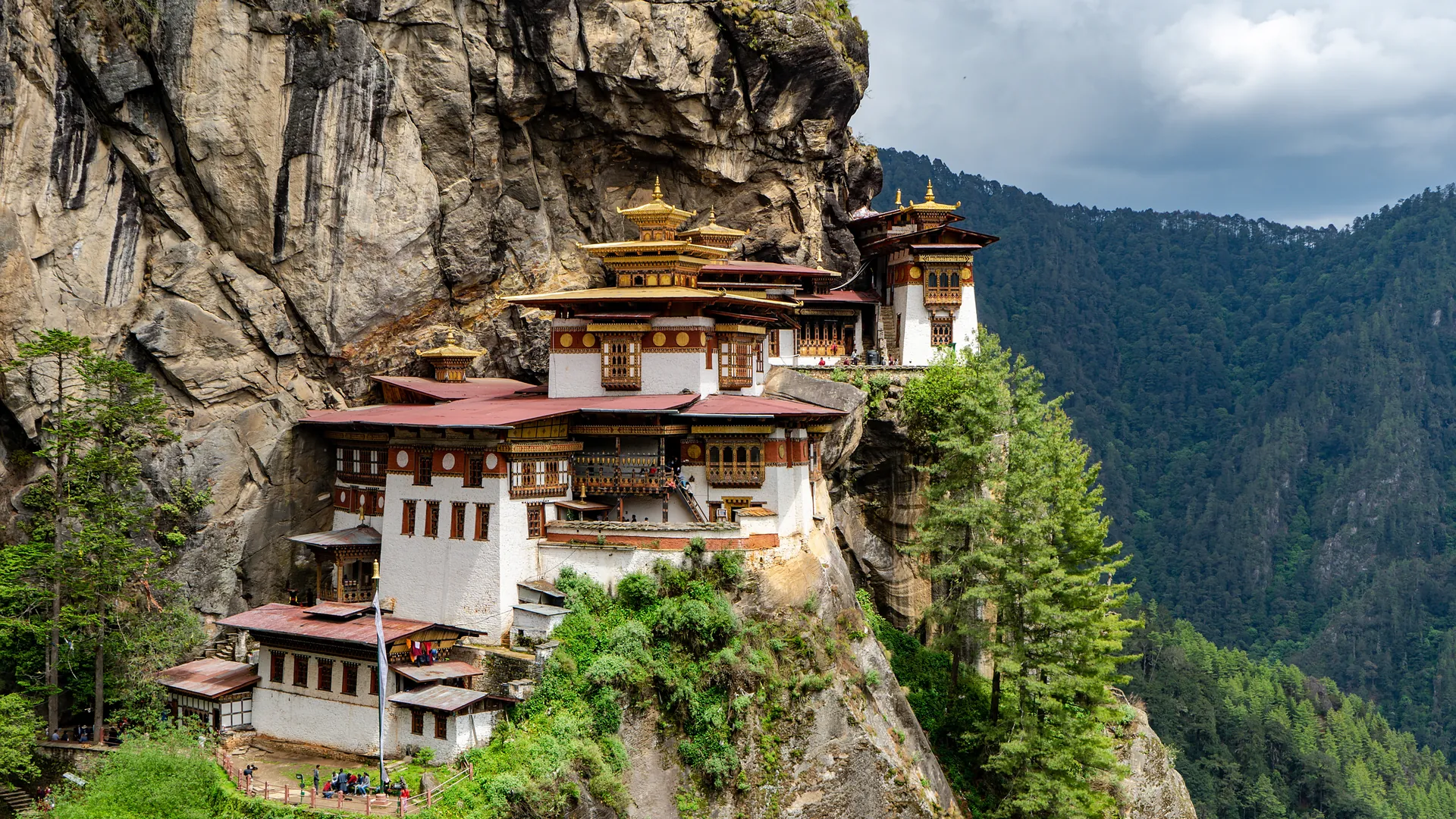 Paro Taktsang landscape